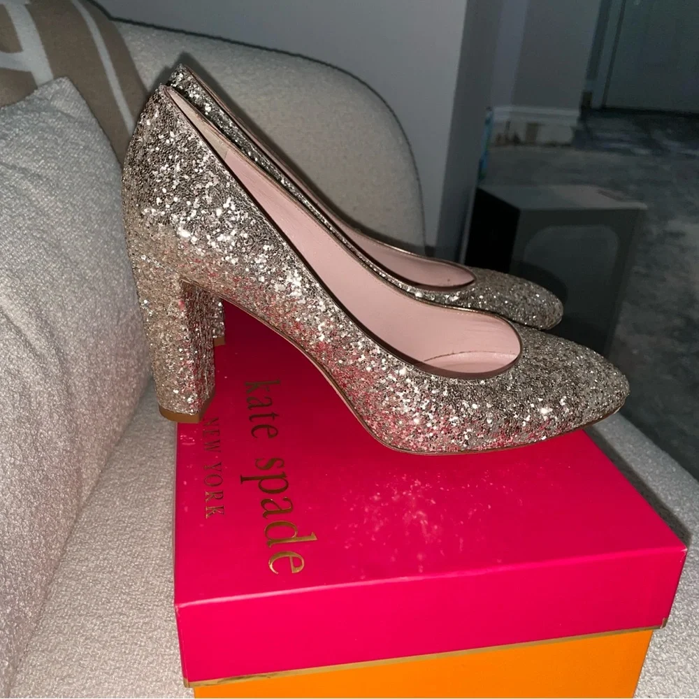 Kate‎ Spade Silver Glitter Sparkly Round Toe Chunky Heel Pump